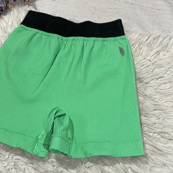 NWT Free People Prajna Fresh Cut High Rise Ribbed Seamless Shorts - Picture 8 of 11